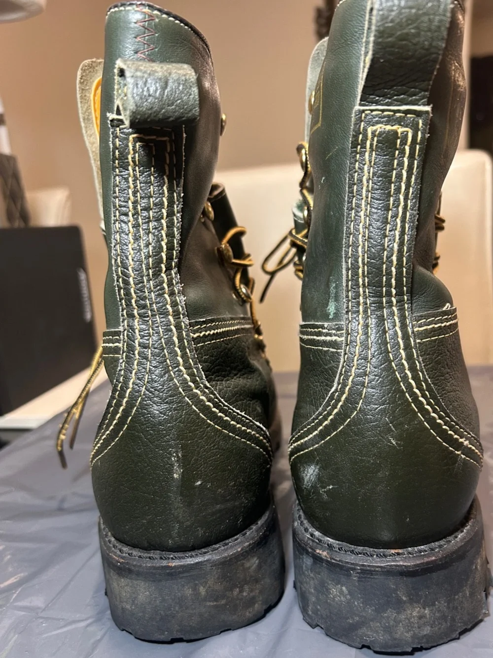 Herman Survivor Vintage Logging Boot -Dark Green Leather Lace-Up Work Boots